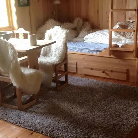 Mountain With Views And Close To Trails *